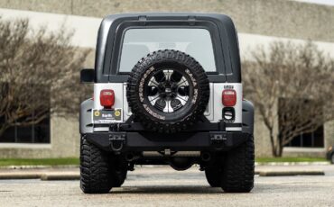 Jeep-CJ-1979-SUV-10