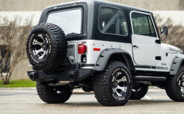 Jeep-CJ-1979-SUV-16