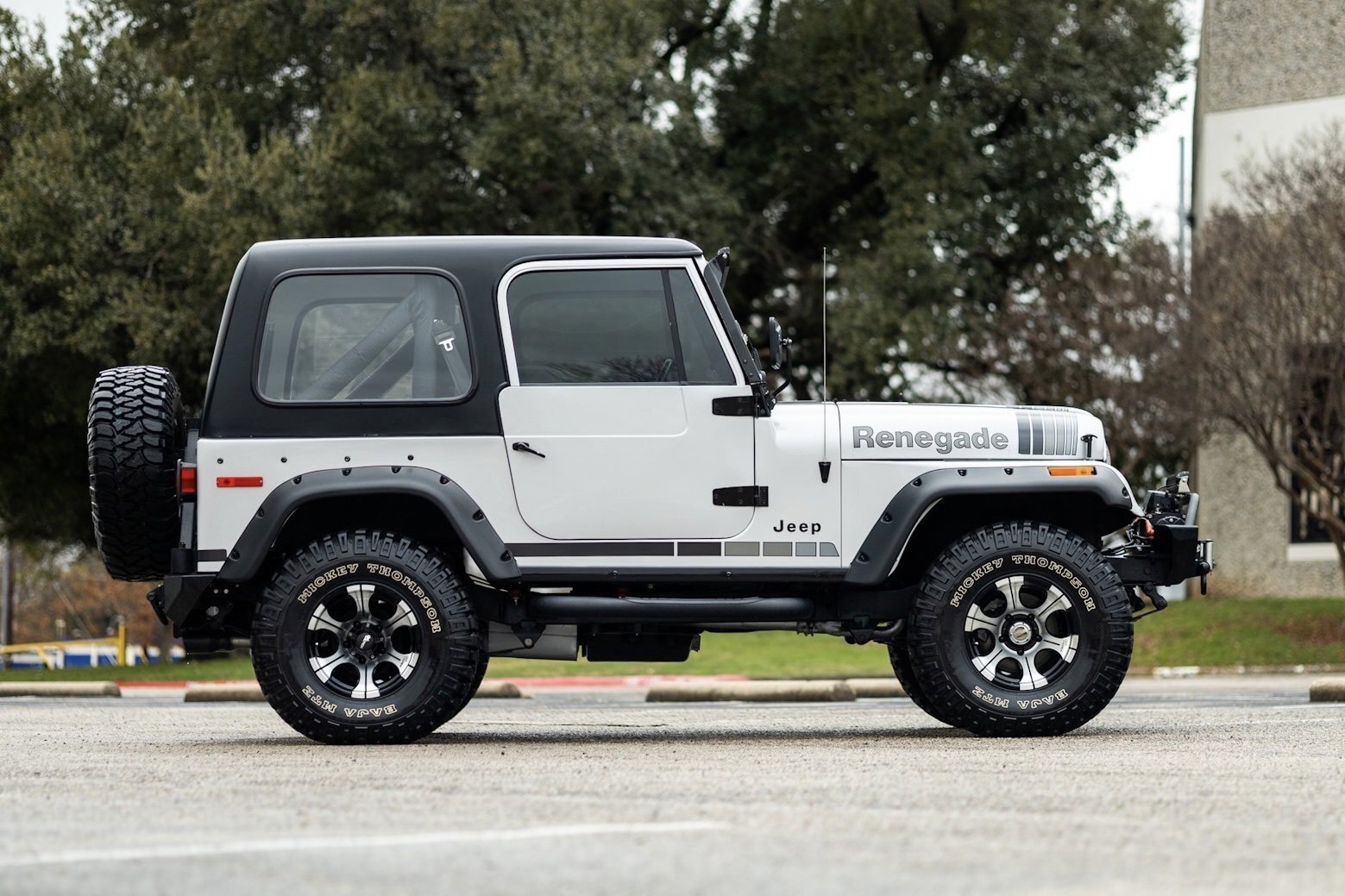 Jeep-CJ-1979-SUV-18