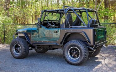 Jeep-CJ-1979-SUV-3