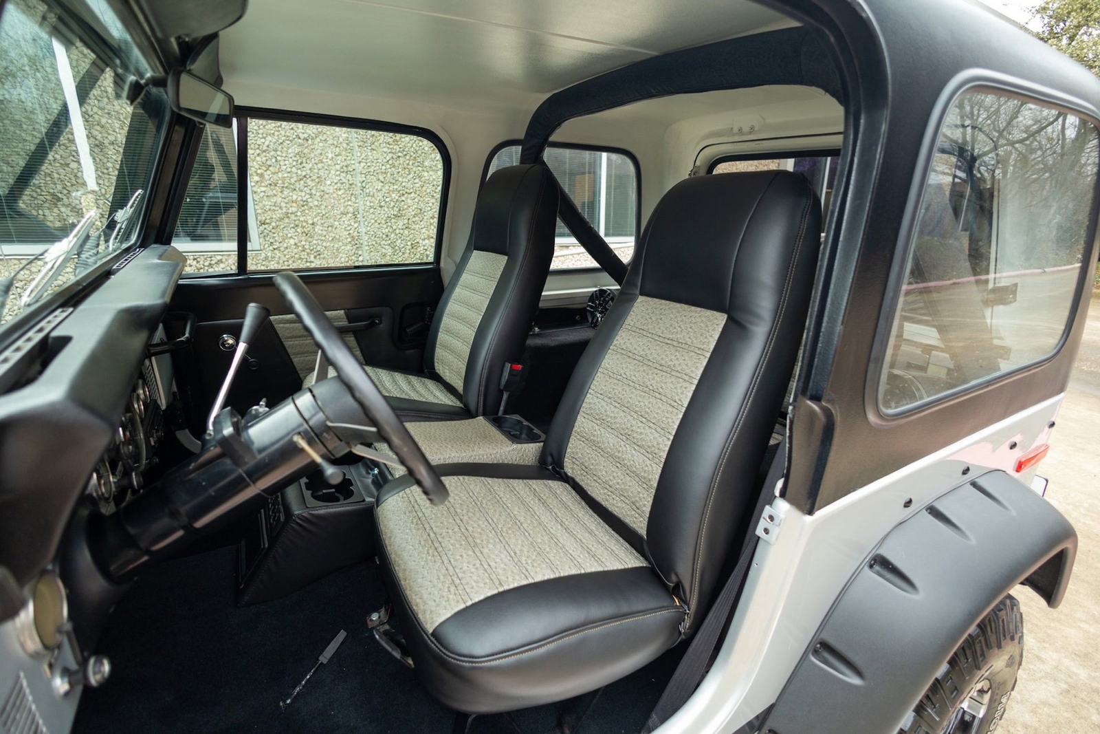 Jeep-CJ-1979-SUV-30