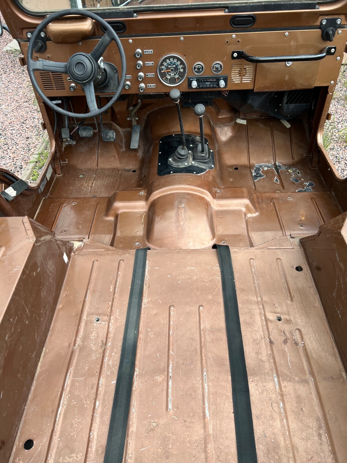 Jeep-CJ-1980-13