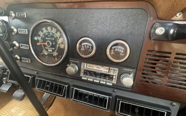 Jeep-CJ-1980-19