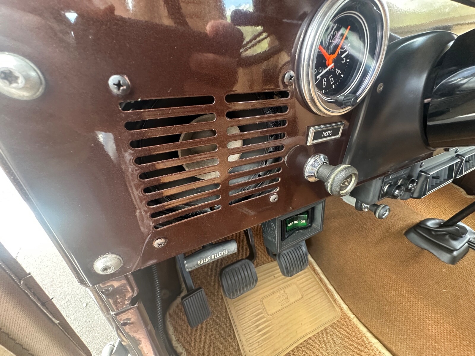 Jeep-CJ-1980-26