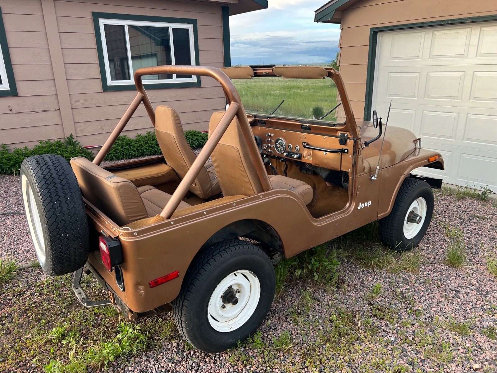 Jeep-CJ-1980-3
