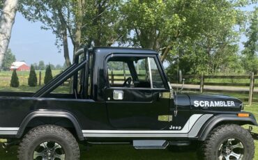 Jeep-CJ-1981-1