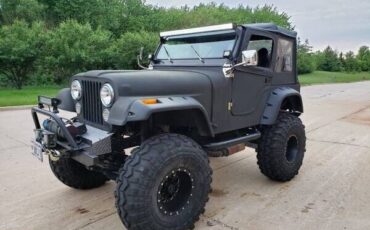 Jeep-CJ-1981-5