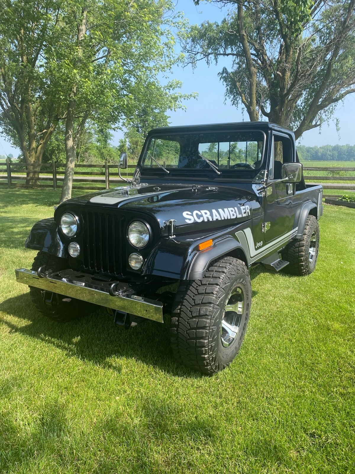 Jeep-CJ-1981-5