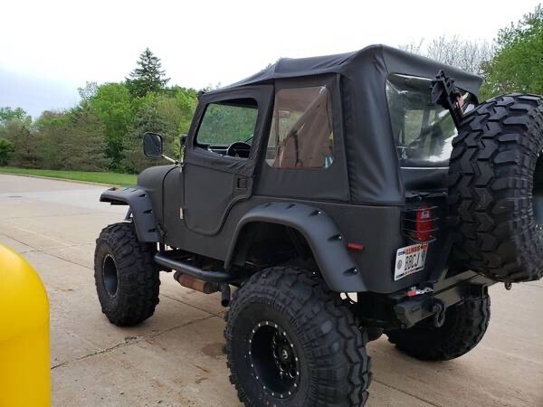 Jeep-CJ-1981-7