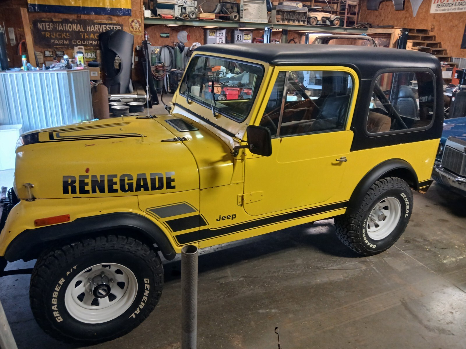 Jeep-CJ-1981-SUV