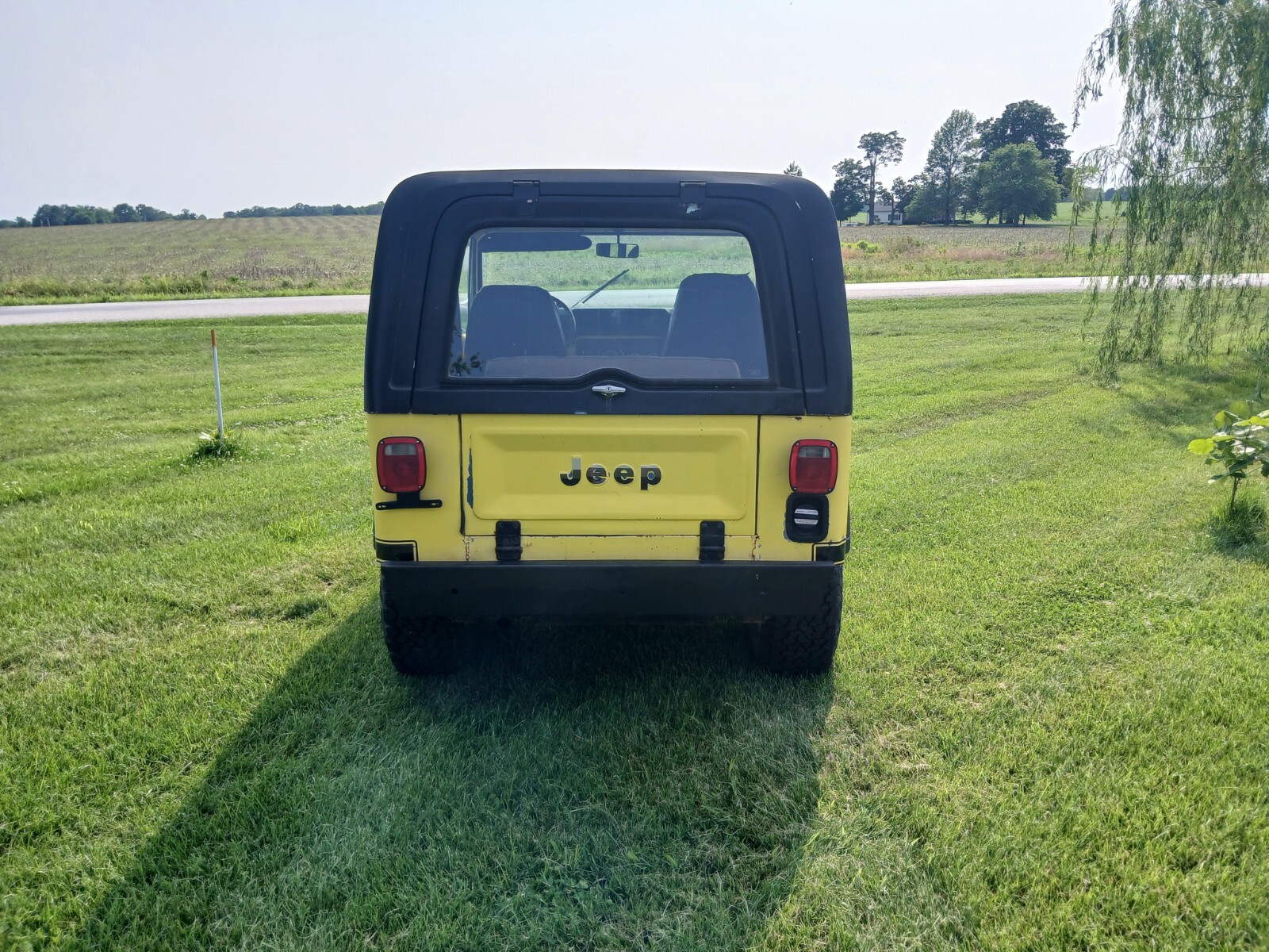 Jeep-CJ-1981-SUV-8