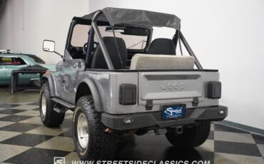 Jeep-CJ-1982-Jeep-12