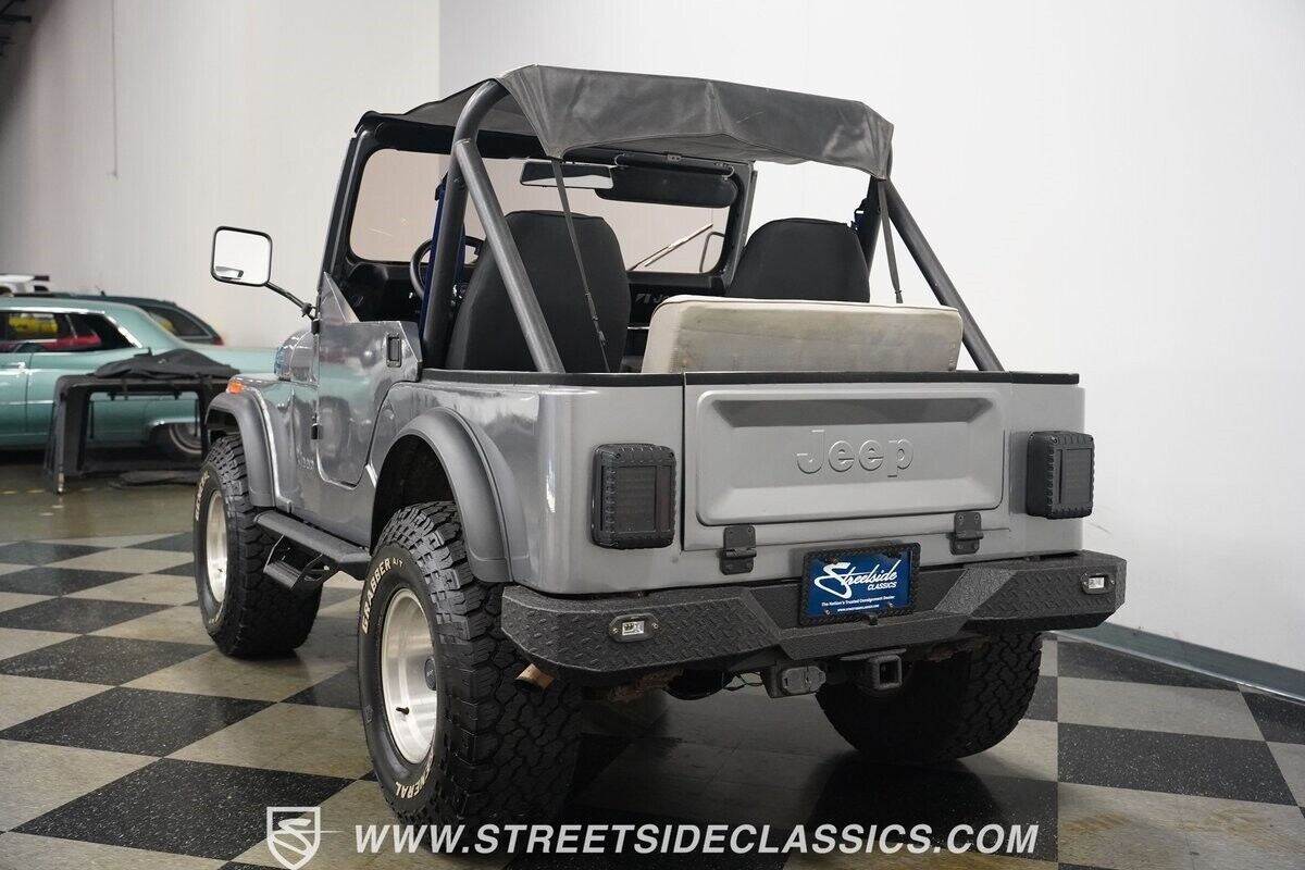 Jeep-CJ-1982-Jeep-12