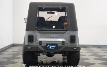 Jeep-CJ-1982-Jeep-13