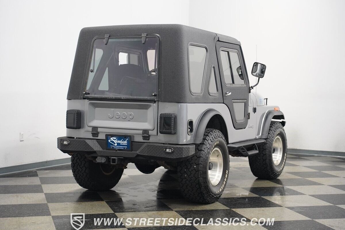 Jeep-CJ-1982-Jeep-14