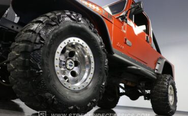 Jeep-CJ-1982-Jeep-23