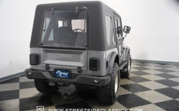 Jeep-CJ-1982-Jeep-31