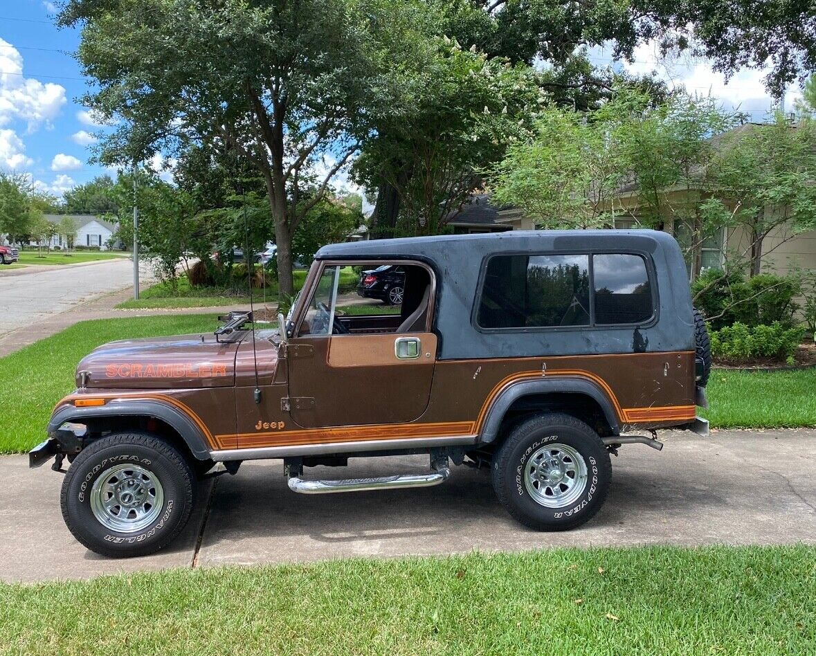 Jeep-CJ-1982-SUV-2