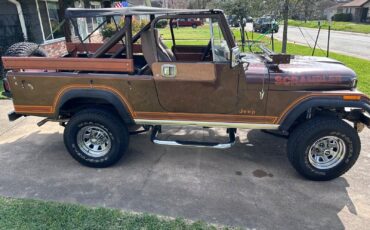 Jeep-CJ-1982-SUV-5