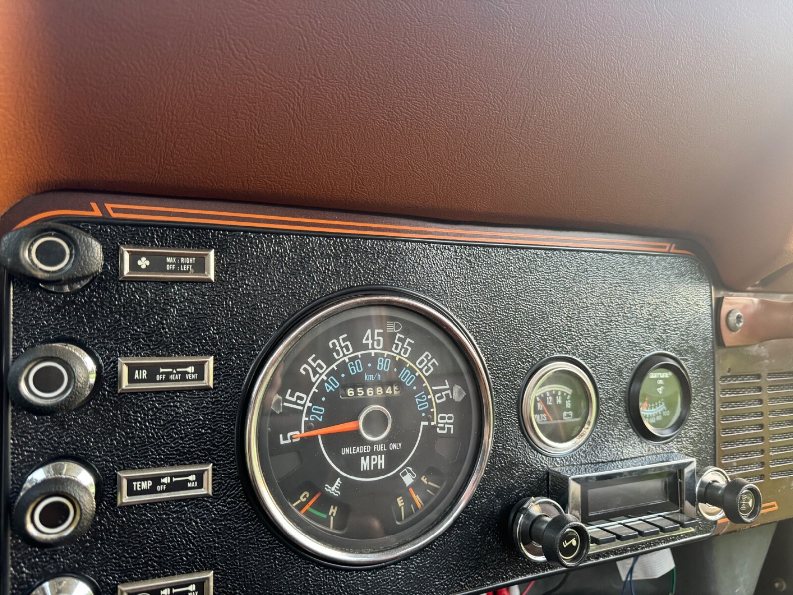 Jeep-CJ-1982-SUV-8