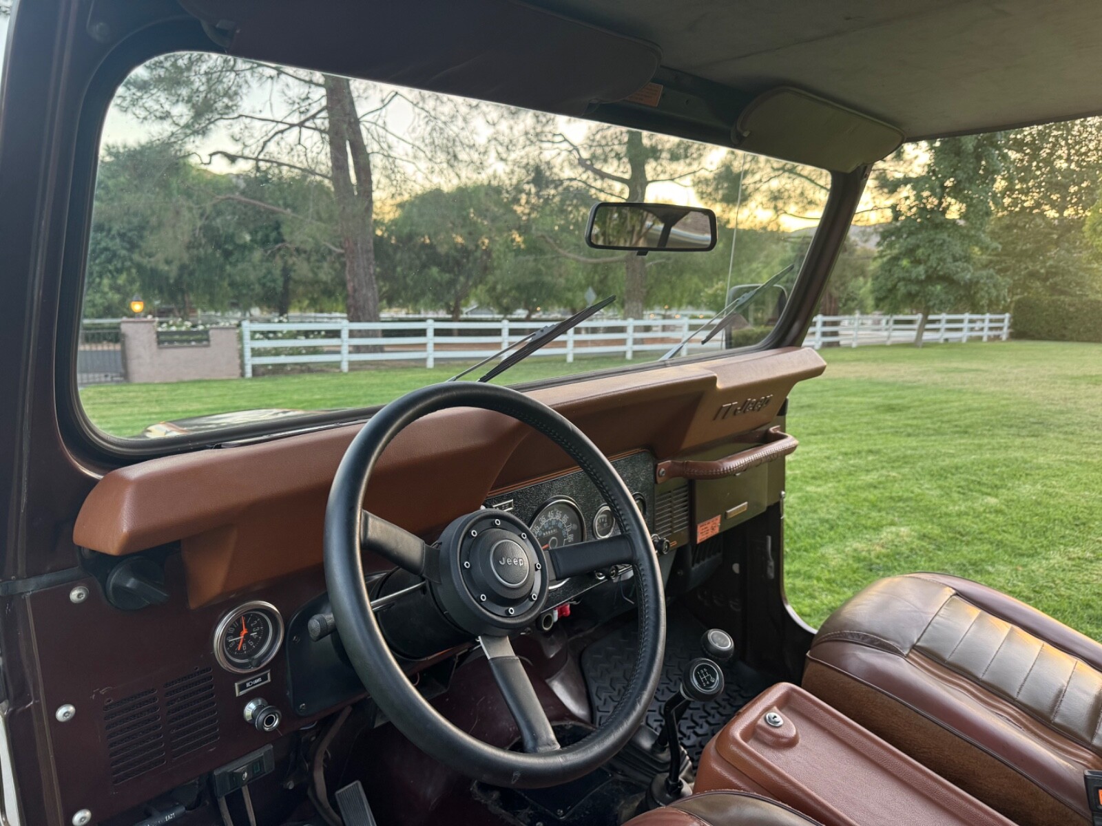 Jeep-CJ-1982-SUV-9