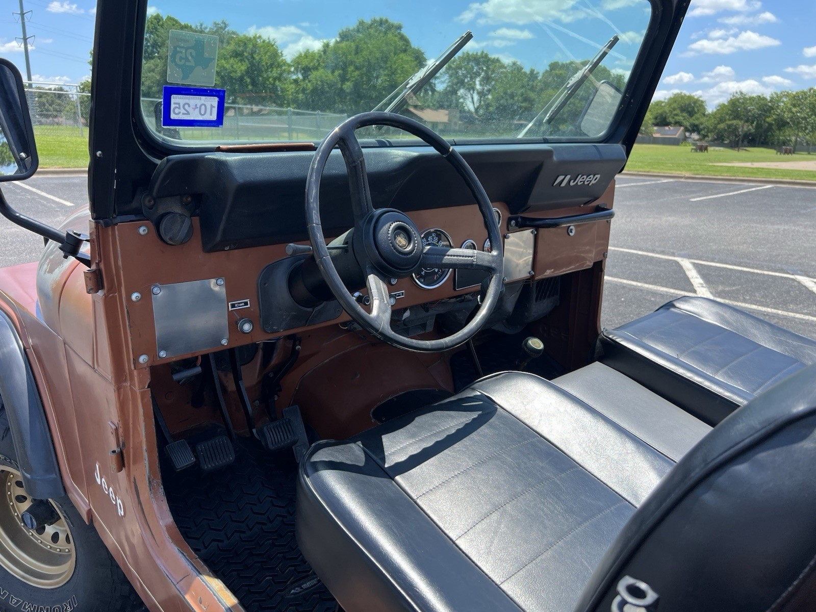 Jeep-CJ-1983-SUV-12
