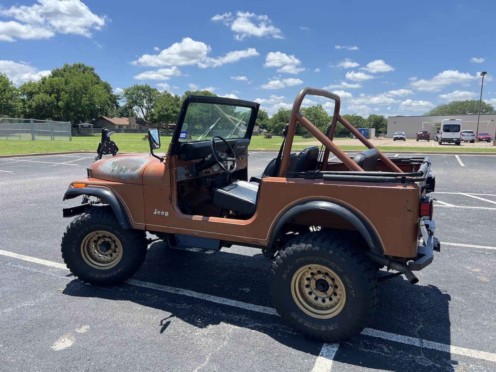 Jeep-CJ-1983-SUV-21