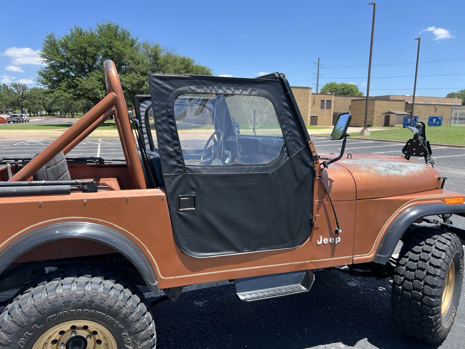 Jeep-CJ-1983-SUV-3