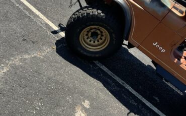 Jeep-CJ-1983-SUV-8
