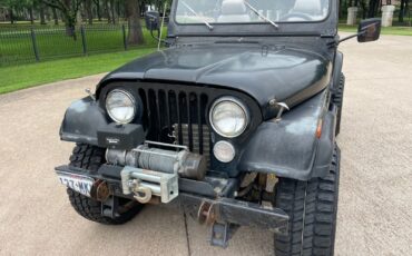 Jeep-CJ-1984-1