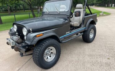 Jeep-CJ-1984-2