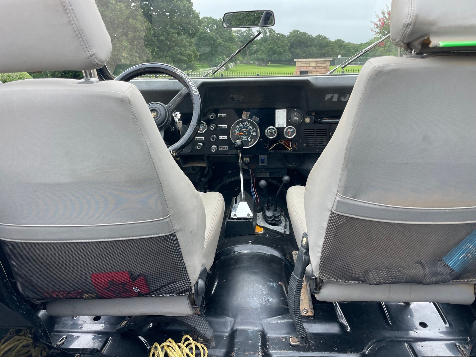 Jeep-CJ-1984-5