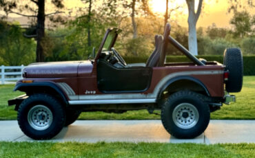 Jeep-CJ-1985-1