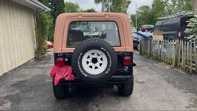 Jeep-CJ-1985-SUV-3