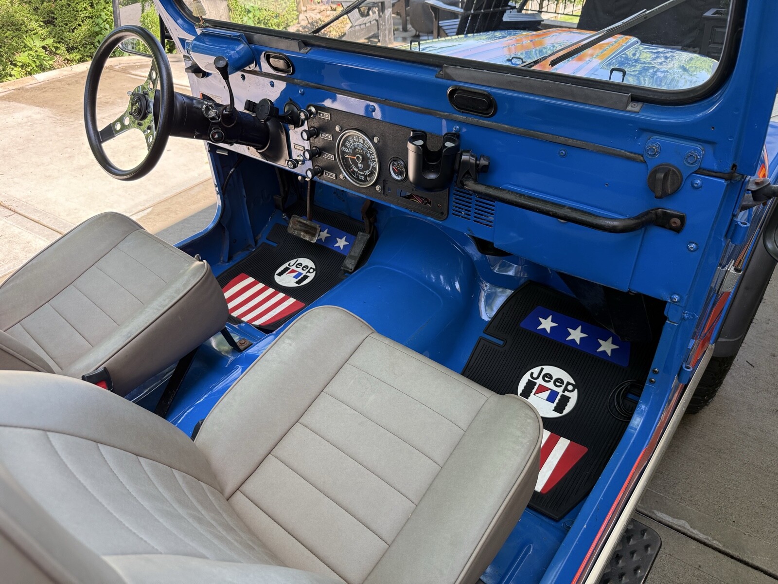 Jeep-CJ-7-1978-21