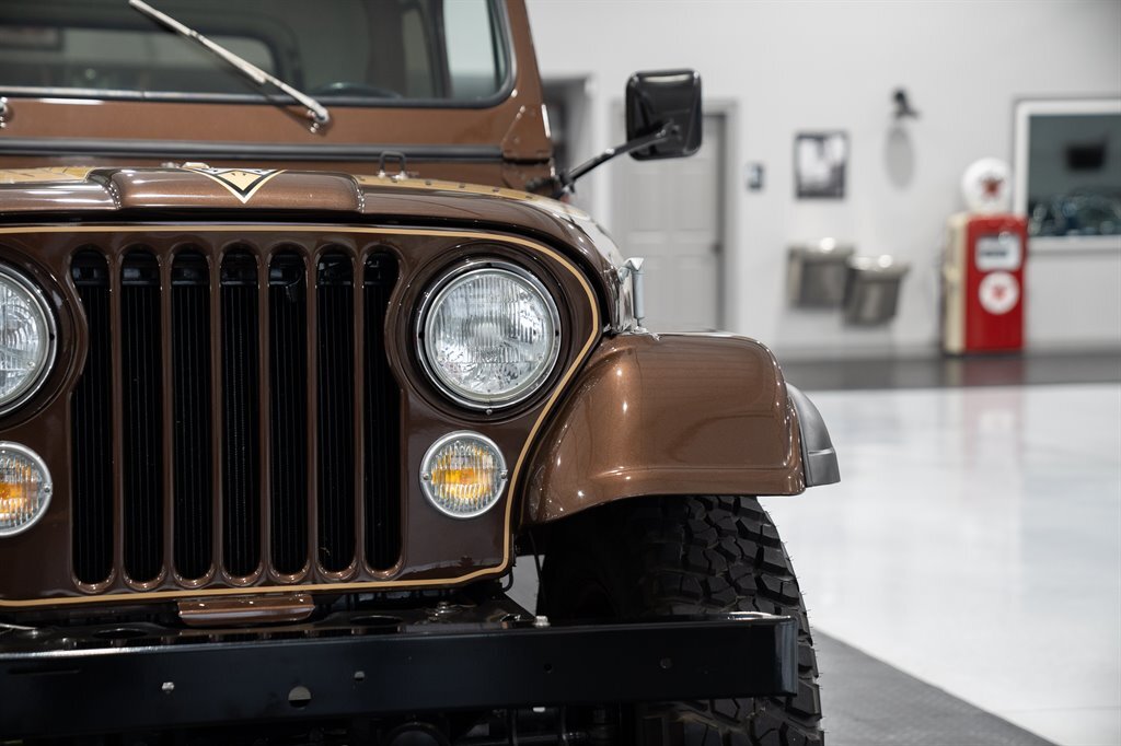 Jeep-CJ-7-Golden-Eagle-1979-SU-Sport-Utility-16