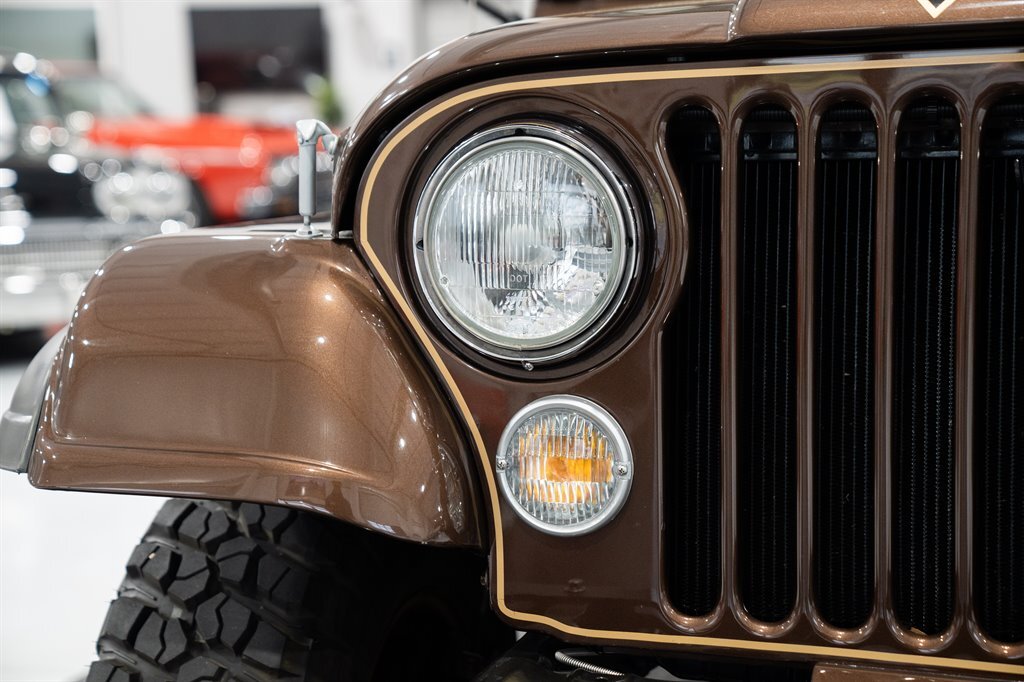Jeep-CJ-7-Golden-Eagle-1979-SU-Sport-Utility-18