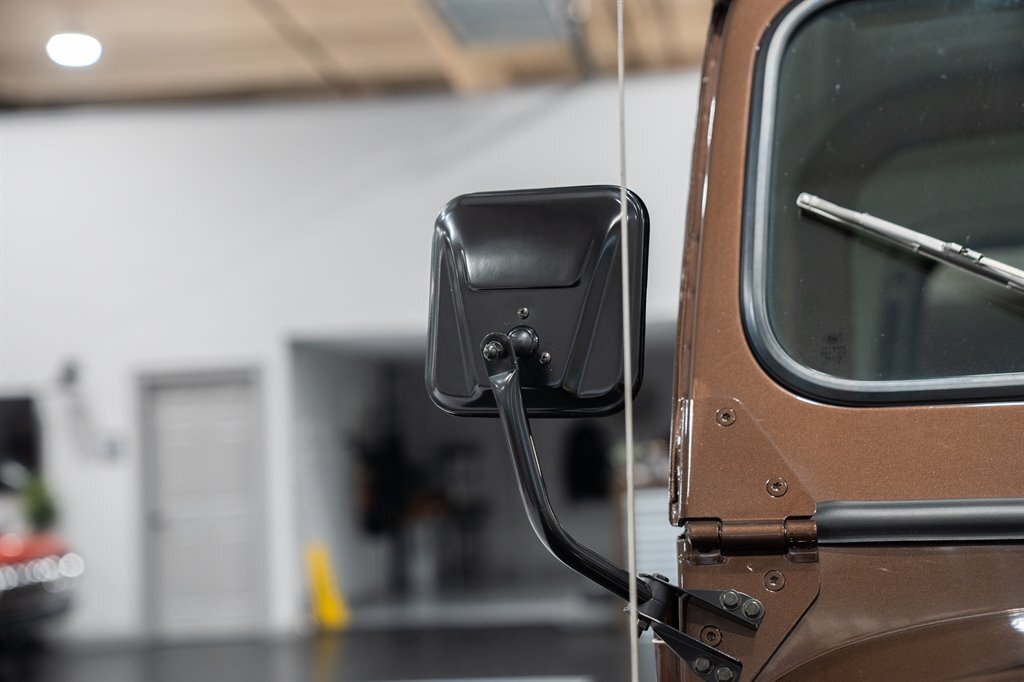 Jeep-CJ-7-Golden-Eagle-1979-SU-Sport-Utility-25