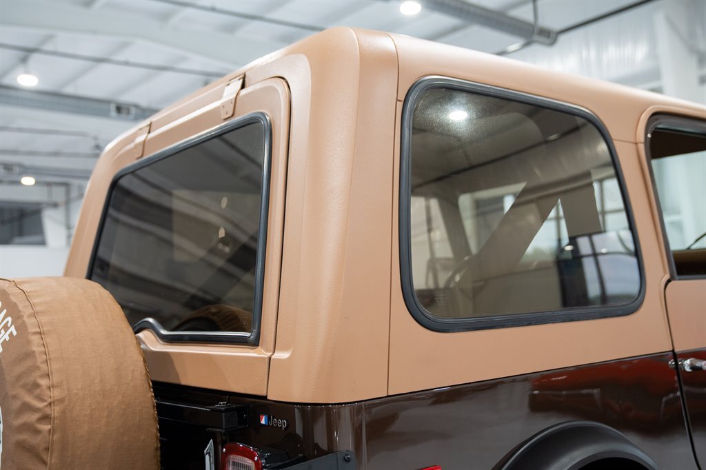 Jeep-CJ-7-Golden-Eagle-1979-SU-Sport-Utility-34