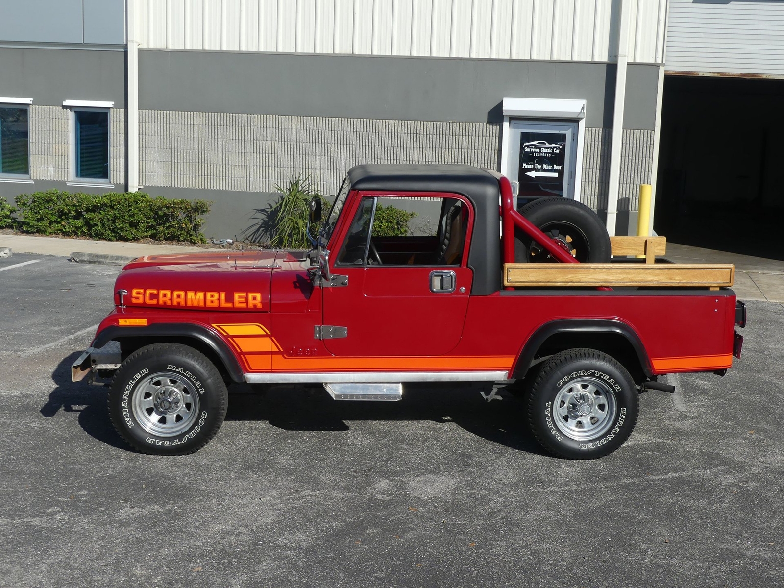 Jeep-CJ-8-Scrambler-1982-SUV-14