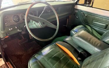 Jeep-Cherokee-1974-SUV-23