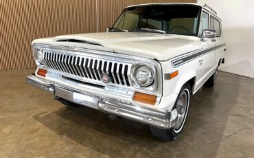 Jeep-Cherokee-1974-SUV-4