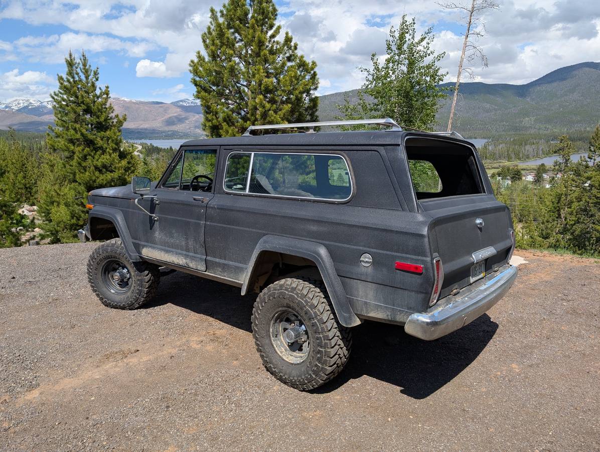 Jeep-Cherokee-1979-black-14