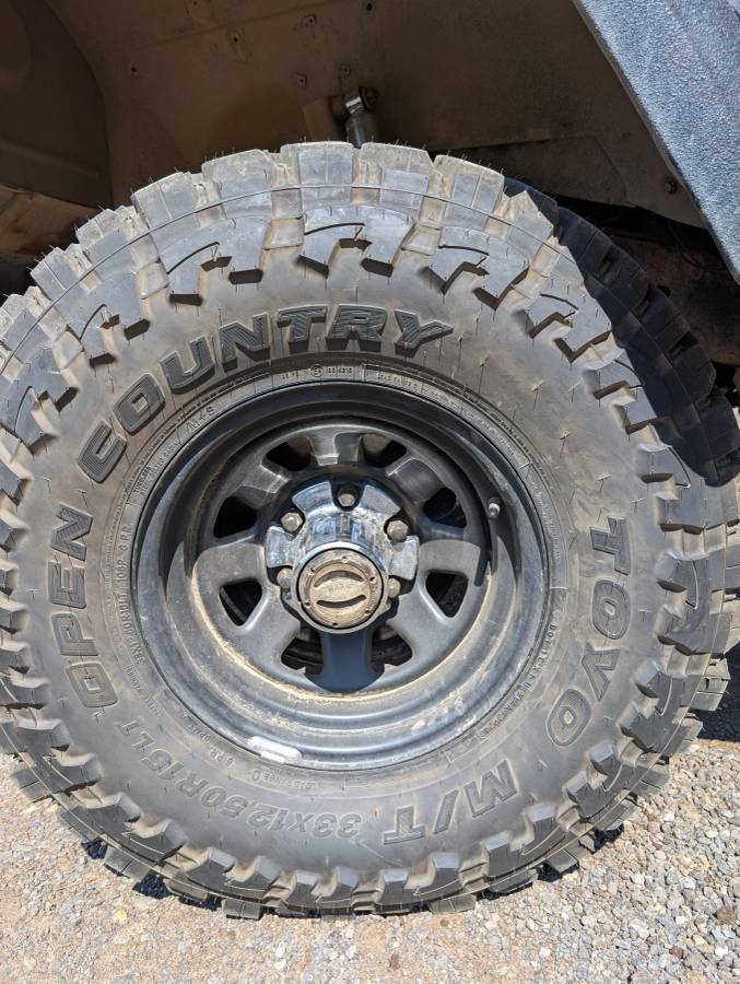 Jeep-Cherokee-1979-black-15