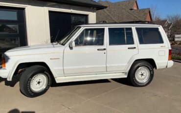 Jeep-Cherokee-1992-SUV