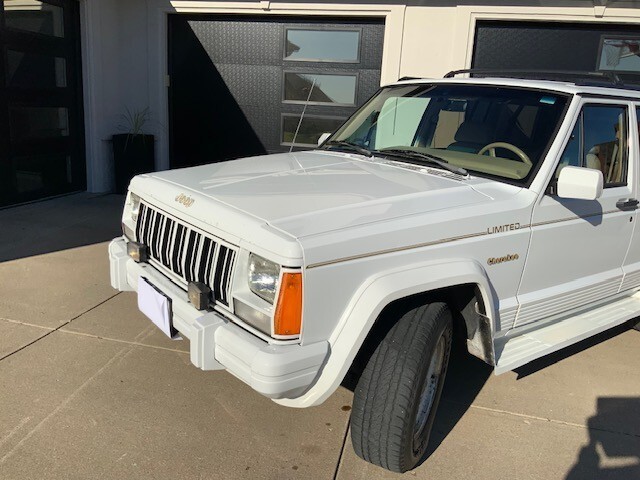 Jeep-Cherokee-1992-SUV-6