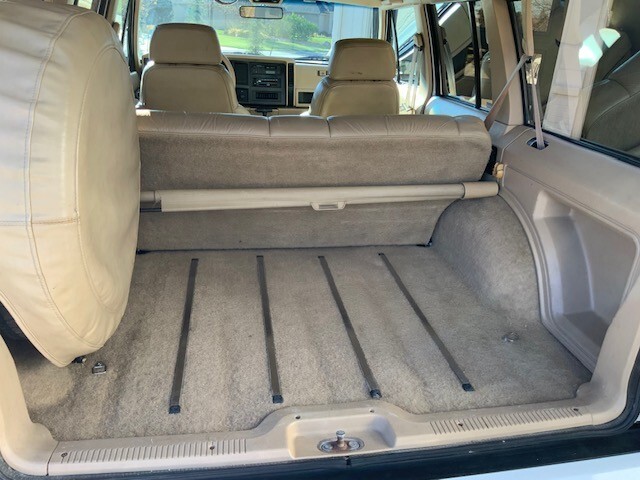 Jeep-Cherokee-1992-SUV-9