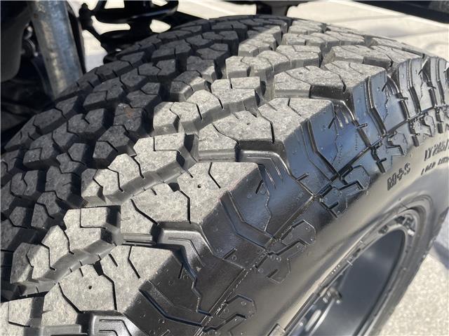 Jeep-Cherokee-1993-11