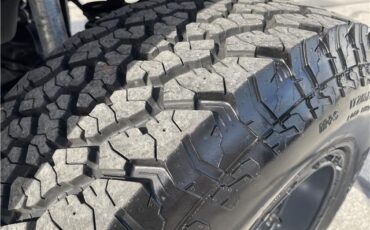 Jeep-Cherokee-1993-11
