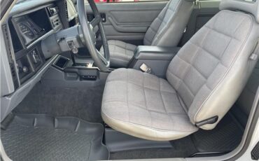 Jeep-Cherokee-1993-25